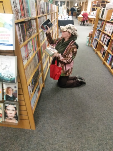 Shopping Mall «Meridian Mall», reviews and photos, 1982 W Grand River Ave, Okemos, MI 48864, USA