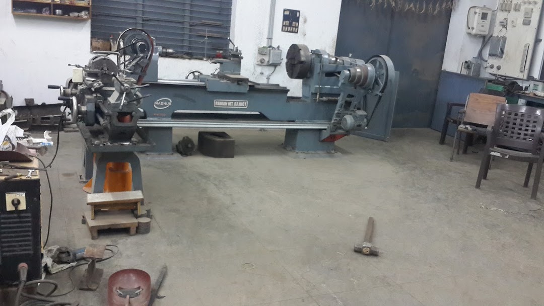 Comet engineering works