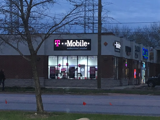 T-Mobile, 8302 Harlem Ave, Bridgeview, IL 60455, USA, 