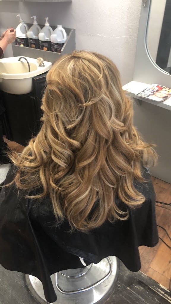 Hair Sculptures 50588