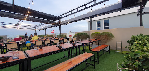 Hình Ảnh Đá Lửa Beer Garden Plus