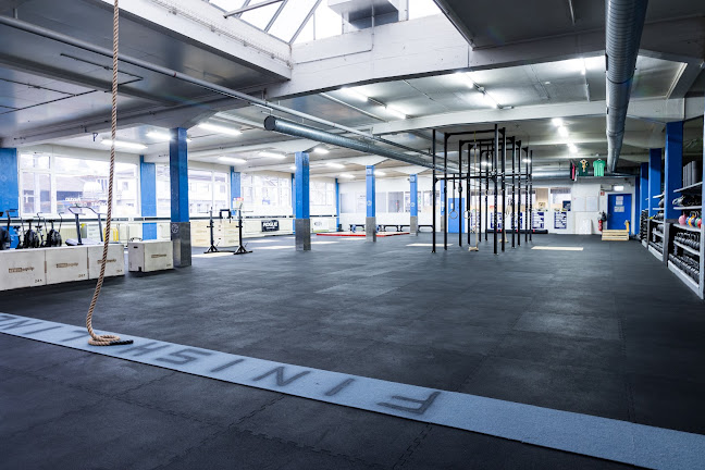 Rezensionen über Functional Fitness & CrossFit Chüniz in Bern - Sportstätte