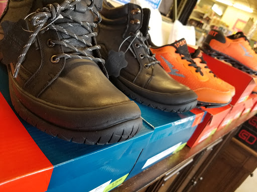 Department Store «Blessingdales Thrift Shop», reviews and photos, 1148 Sunrise Hwy, Amityville, NY 11701, USA