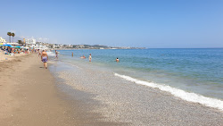 Playa El Bombo'in fotoğrafı - rahatlamayı sevenler arasında popüler bir yer