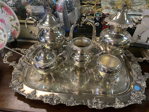 Antique Store «Elite Galleries», reviews and photos, 5517 US-19, New Port Richey, FL 34652, USA