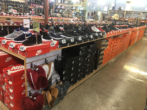 Shoe Store «Shoe City - Anaheim», reviews and photos, 101 E Ball Rd, Anaheim, CA 92805, USA