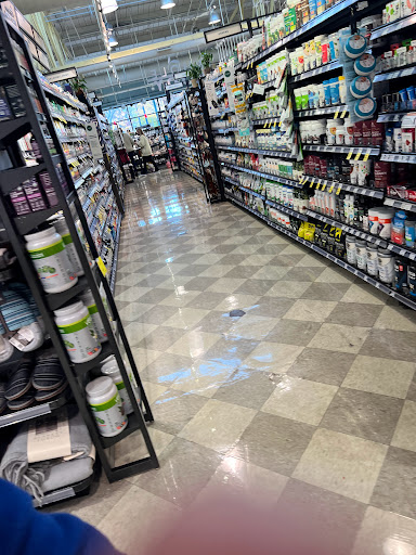 Grocery Store «Whole Foods Market», reviews and photos, 821 W Lancaster Ave, Wayne, PA 19087, USA