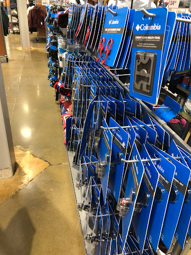 Sportswear Store «Columbia Sportswear Outlet Store at Houston Premium Outlets», reviews and photos, 29300 Hempstead Rd, Cypress, TX 77433, USA