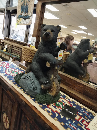 Craft Store «Hometown Crafts & Gifts», reviews and photos, 841 Junction Hwy, Kerrville, TX 78028, USA