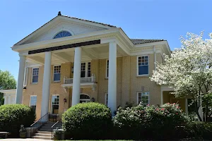 Mauney Memorial Library image