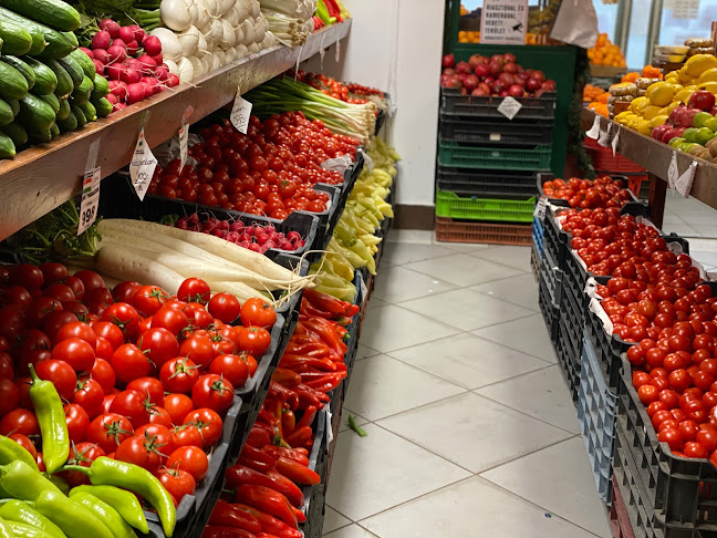 Értékelések erről a helyről: Zöldség-gyümölcs Mini Pláza, Pomáz - Sport bolt