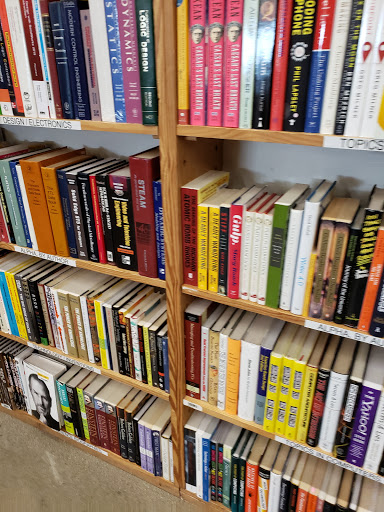 Book Store «Half Price Books», reviews and photos, 3185 Princeton Rd, Hamilton, OH 45011, USA