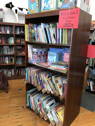 Book Store «Ink Spell Books», reviews and photos, 500 Purisima Way, Half Moon Bay, CA 94019, USA