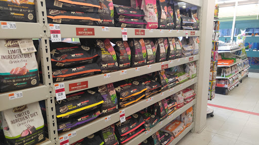 Pet Supply Store «Pet Supplies Plus», reviews and photos, 283 Middle Turnpike W, Manchester, CT 06040, USA
