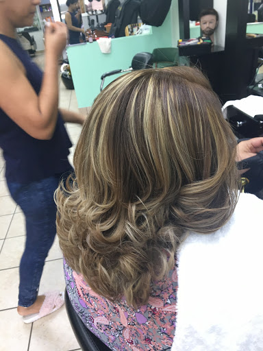 Beauty Salon «Jaquez Dominican Hair Salon», reviews and photos, 2505 Old Norcross Rd, Lawrenceville, GA 30044, USA