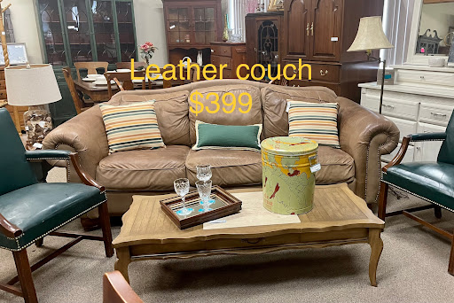 Consignment Shop «Refabulous Furnishings», reviews and photos, 2231 Vestal Pkwy W, Vestal, NY 13850, USA
