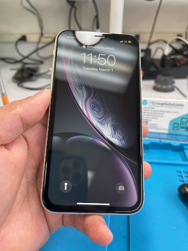 Electronics Repair Shop «Cell Phones Universe», reviews and photos, 1325 SW 107th Ave Ste b, Miami, FL 33174, USA