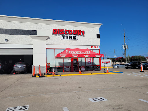 Tire Shop «Discount Tire Store - Cypress, TX», reviews and photos, 17326 Spring Cypress Rd, Cypress, TX 77429, USA