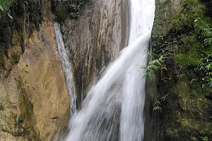 Garud Chatti Waterfall image