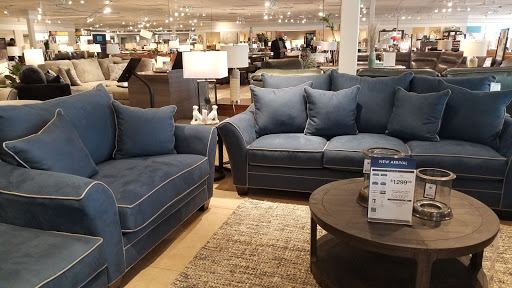 Furniture Store «Gardner-White Furniture», reviews and photos, 4400 E 14 Mile Rd, Warren, MI 48092, USA