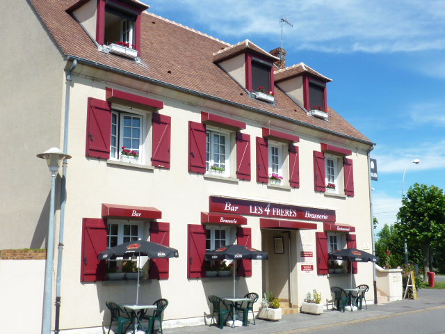 RESTAURANT LES 4 FRERES à Armancourt (Oise 60)