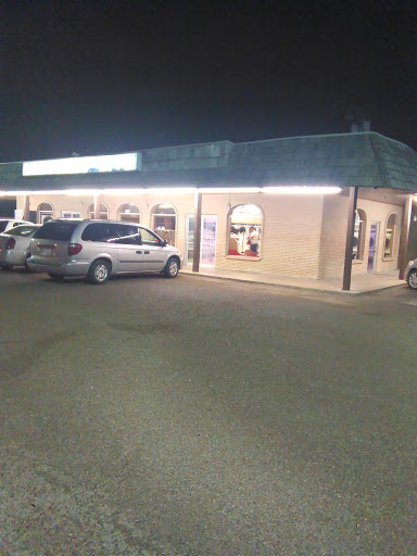 Laundry «Halls Laundry», reviews and photos, 2500 Pecan Blvd, McAllen, TX 78501, USA