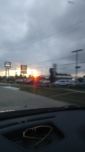 Car Dealer «Randy Wise Buick GMC», reviews and photos, 2530 Owen Rd, Fenton, MI 48430, USA