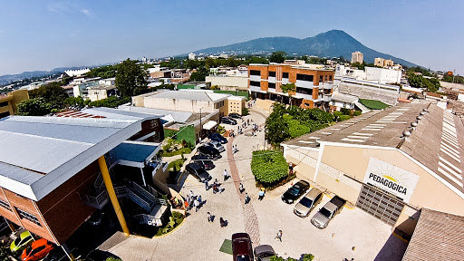 Universidad Pedagógica de El Salvador