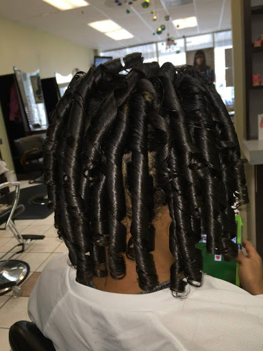 Hair Salon «Urban Bleu Salon», reviews and photos, 21950 Cascades Pkwy, Sterling, VA 20164, USA