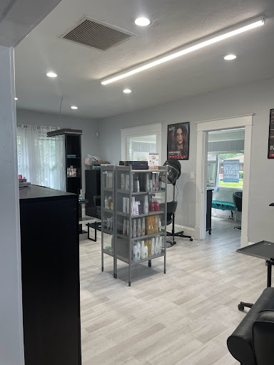 Hair Salon «Beauty Bar Salon & Spa», reviews and photos, 12950 E Colonial Dr, Orlando, FL 32826, USA