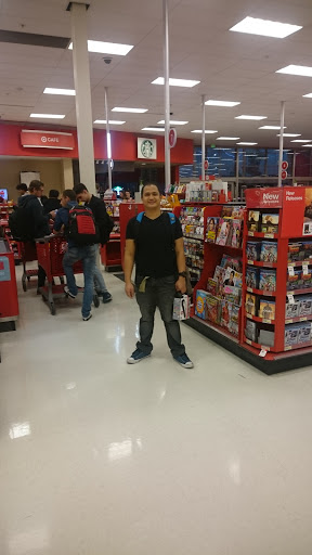 Department Store «Target», reviews and photos, 1555 N Tomahawk Island Dr, Portland, OR 97217, USA