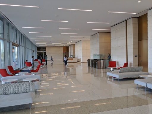Business Center «State Farm Operations Bldg #2», reviews and photos
