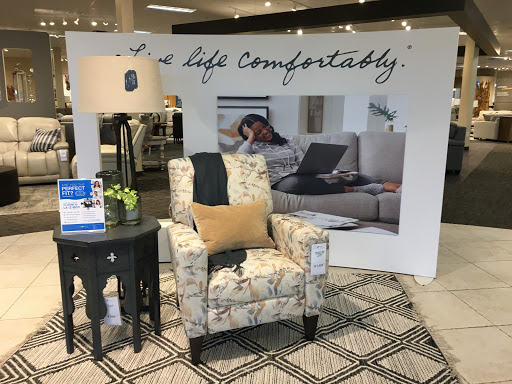 Furniture Store «La-Z-Boy Furniture Galleries», reviews and photos, 7595 France Ave S, Edina, MN 55435, USA