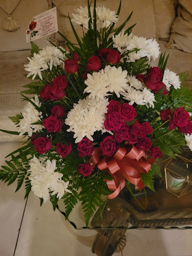 Florist «Gladys & Miguel Flowers», reviews and photos, 16045 NW 57th Ave, Hialeah, FL 33014, USA