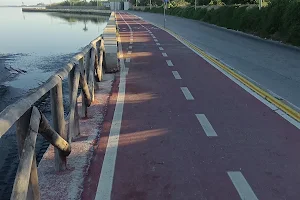 Bike lane / Walking path image