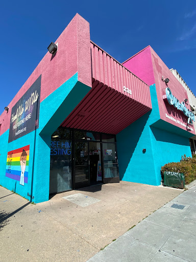 Thrift Store «Out of the Closet Oakland», reviews and photos, 238 E 18th St, Oakland, CA 94606, USA