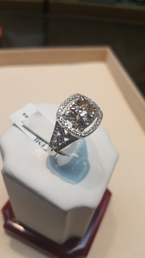 Jewelry Store «OC Diamond Estate Jewelry», reviews and photos, 138 S Glassell St, Orange, CA 92866, USA