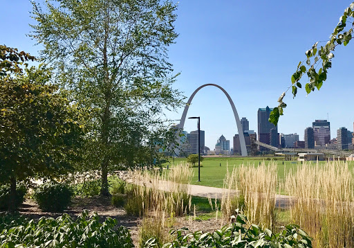 Tourist Attraction «Gateway Geyser», reviews and photos, 185 W Trendley Ave, East St Louis, IL 62201, USA