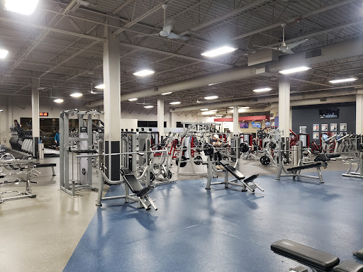 Gym «Club Fitness», reviews and photos, 1443 Bass Pro Drive, St Charles, MO 63301, USA