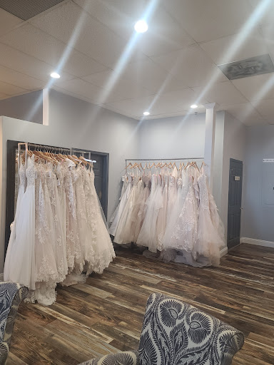 Bridal Shop «Mia Grace Bridal», reviews and photos, 108 Chesterfield Towne Center, Chesterfield, MO 63005, USA