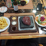 Photo n°1 de l'avis de Tracey.e fait le 03/12/2023 à 23:38 sur le  O Farol à Portimão