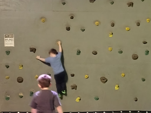 Amusement Center «Launch Trampoline Park», reviews and photos, 105 Pace Blvd, Warwick, RI 02888, USA