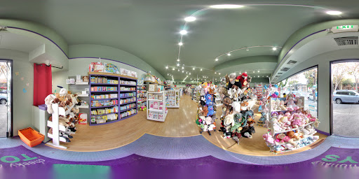 Toy Store «Cheeky Monkey Toys», reviews and photos, 640 Santa Cruz Ave, Menlo Park, CA 94025, USA