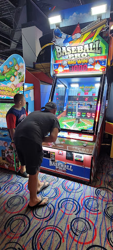 Shopping Mall «The Maine Mall», reviews and photos, 364 Maine Mall Rd, South Portland, ME 04106, USA