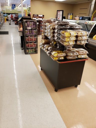 Grocery Store «Winn-Dixie», reviews and photos, 3850 N 46th Ave, Hollywood, FL 33021, USA