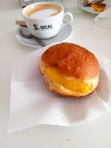 Café Pastelaria Mar Azul no Peniche, Leiria