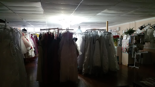 Bridal Shop «J Bridals», reviews and photos, 2116 52nd St, Kenosha, WI 53140, USA