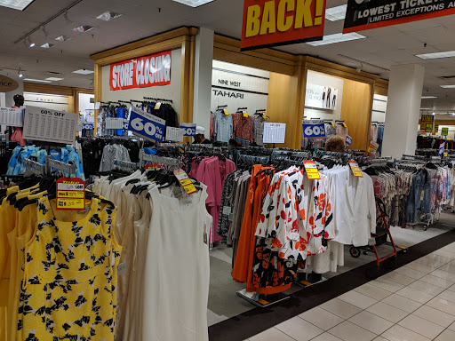 Department Store «Boston Store», reviews and photos, 15875 W Bluemound Rd, Brookfield, WI 53005, USA