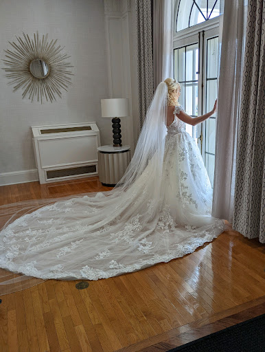 Bridal Shop «L&H Bridal», reviews and photos, 9355 Old Bustleton Ave, Philadelphia, PA 19115, USA