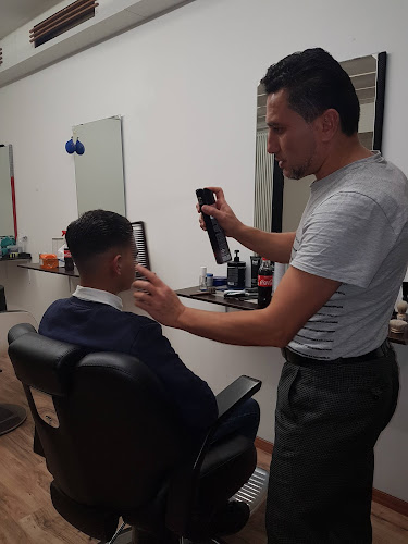 BarbierShop Riad Dubi - Friseursalon